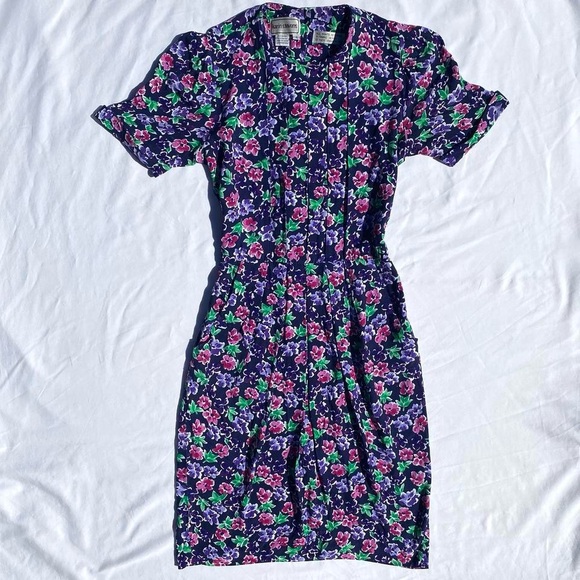 karin stevens Dresses & Skirts - Vintage Karin Stevens Floral Dress